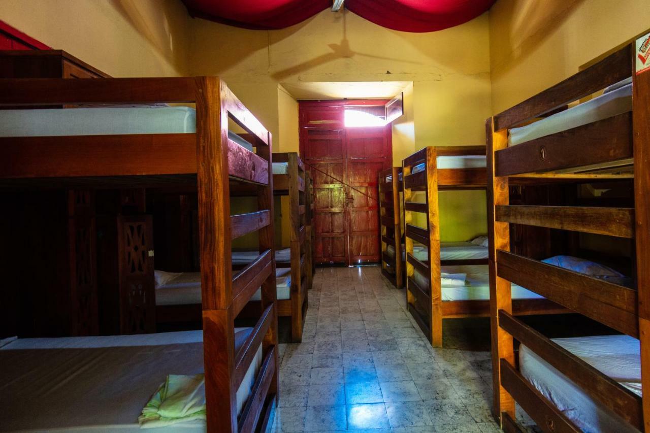 Hostal Lazybones León 外观 照片