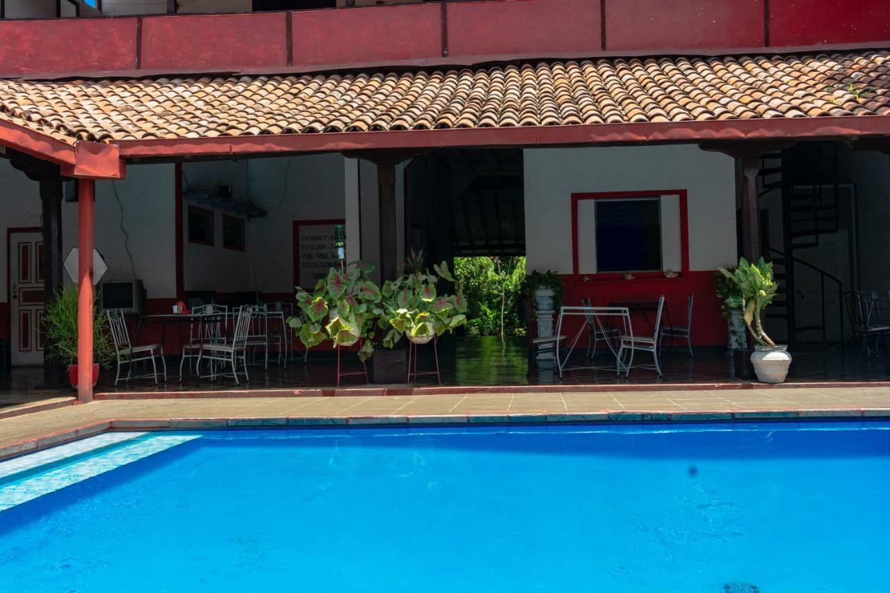 Hostal Lazybones León 外观 照片